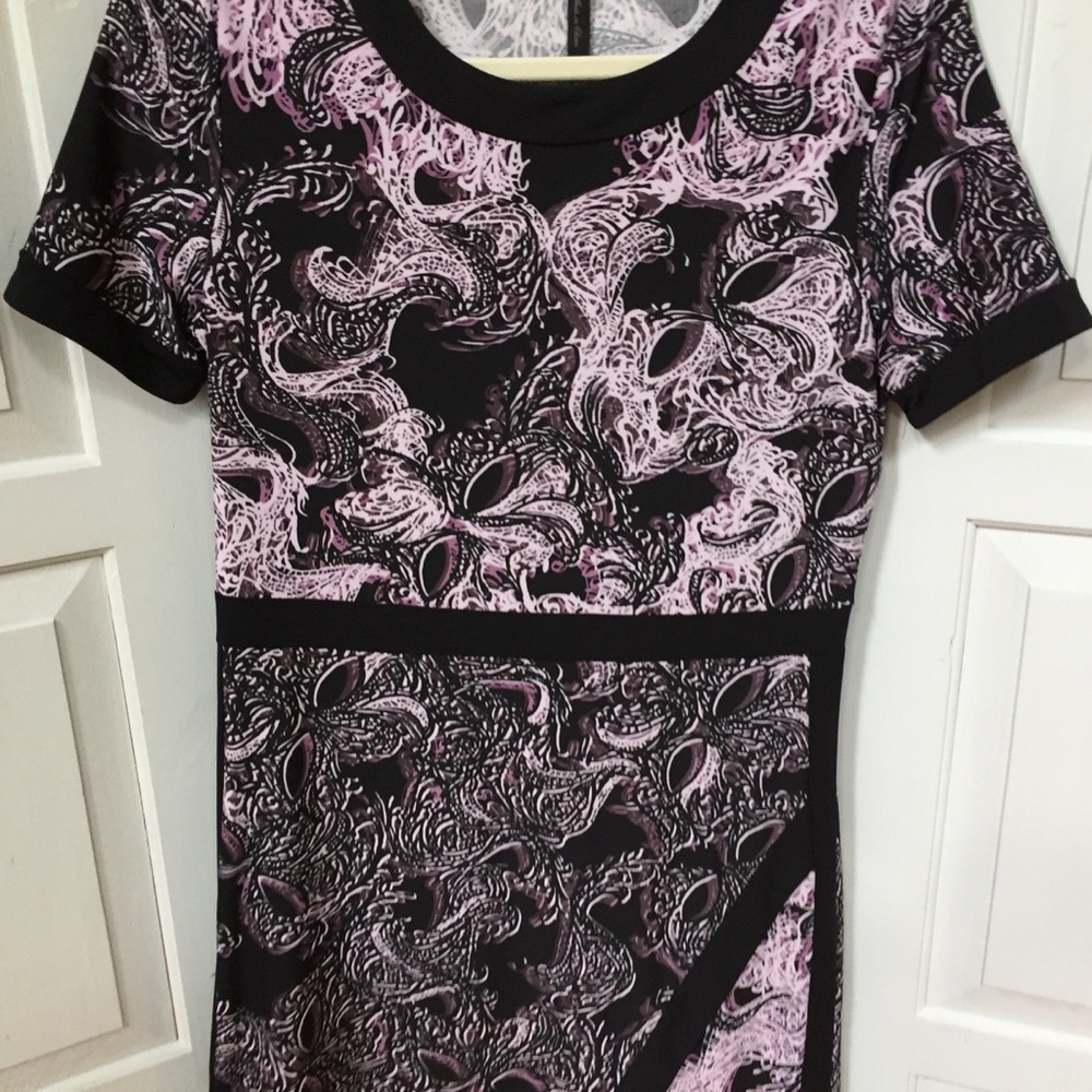 BGBGMaxAzria Purple & Black Paisley Dress - Picture 6 of 15